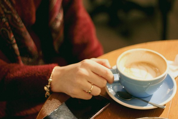 Voyage autour des tenues masculines mondiales